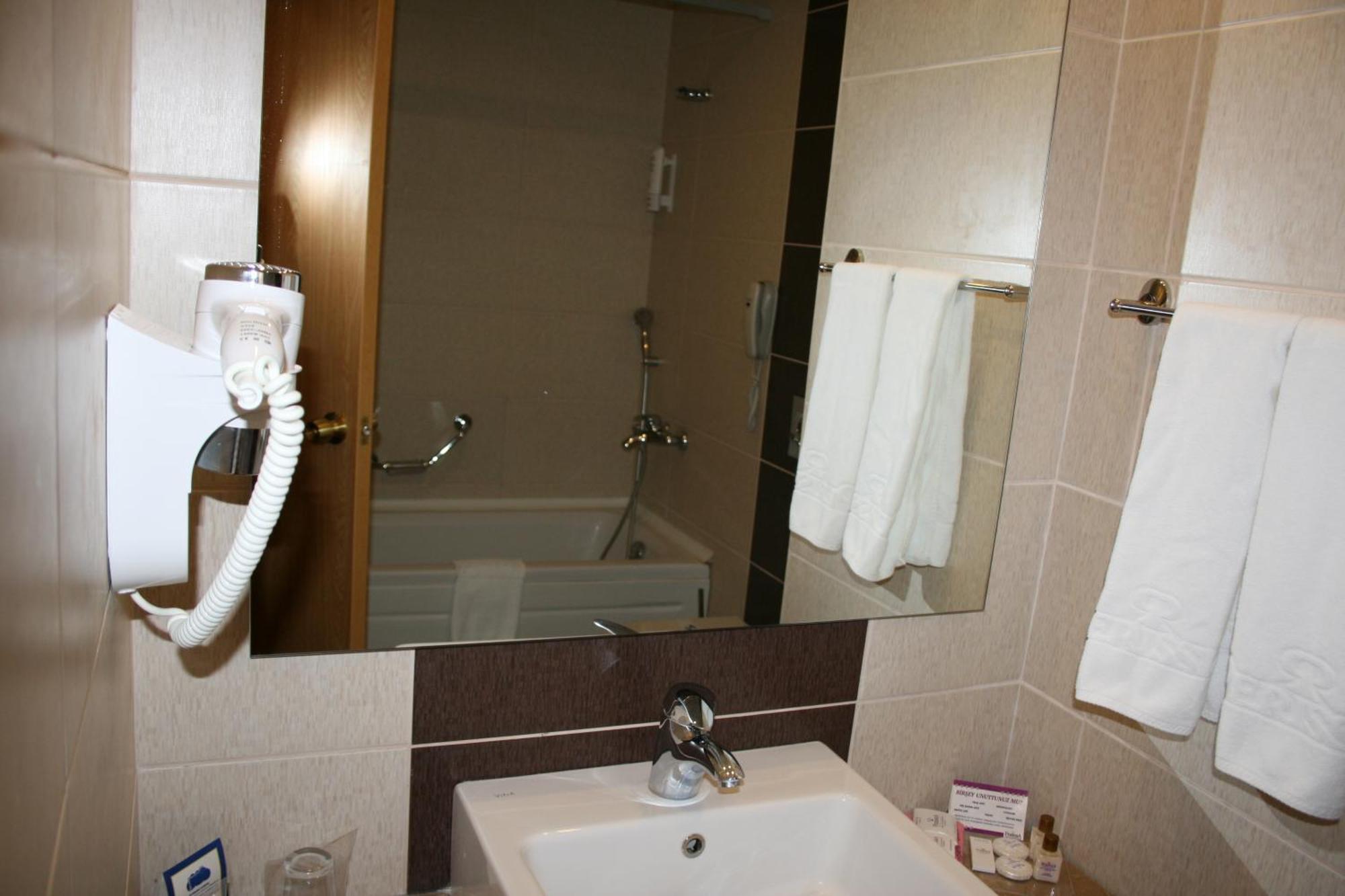 Perissia Hotel & Convention Centre Ürgüp Kültér fotó