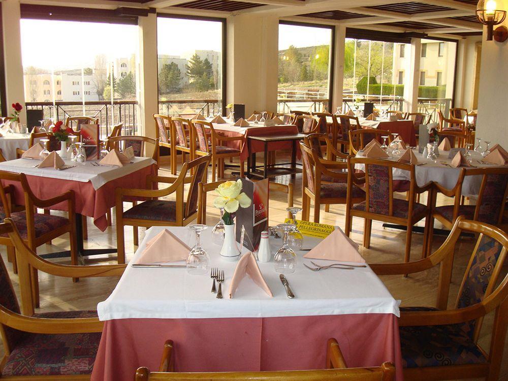 Perissia Hotel & Convention Centre Ürgüp Kültér fotó